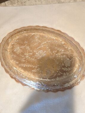 Jeanette Glass - Louisa Pattern 11 Inch Sawtooth Platter